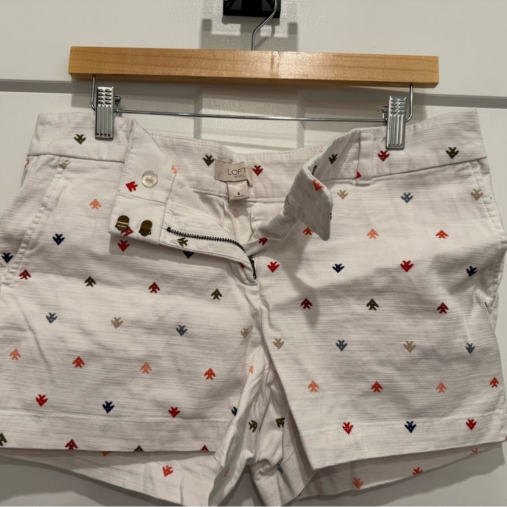 LOFT White Bermuda Shorts with Playful Pattern